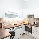 Spacious Premium Two-room By Buda Castle * 布达佩斯