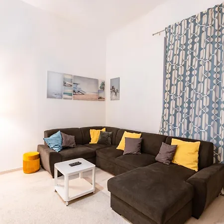Spacious Premium Apartment By Buda Castle District *