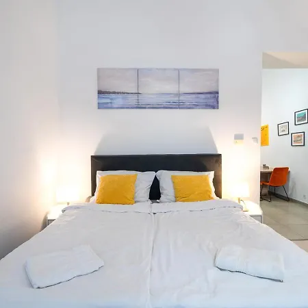 Spacious Premium Apartment By Buda Castle District