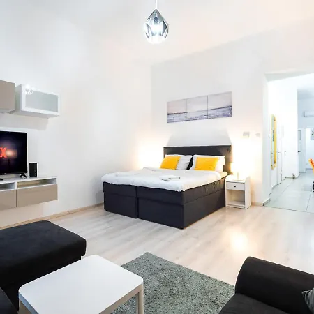 Spacious Premium Apartment By Buda Castle District