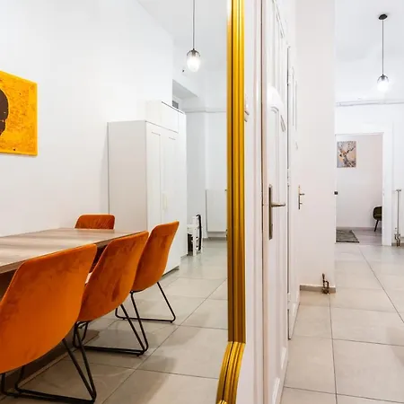 Spacious Premium Two-room By Buda Castle Lägenhet